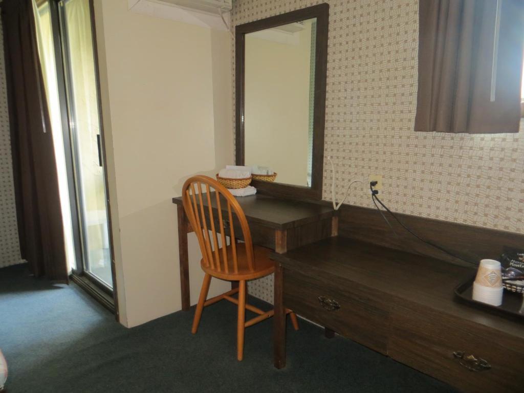 Harrison Village Motel Харрисон-Хот-Спрингс Номер фото